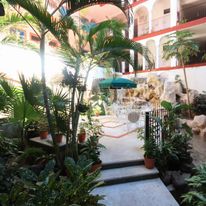Hotel Encino