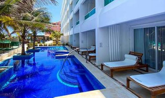 Flamingo Cancun Resort Exterior