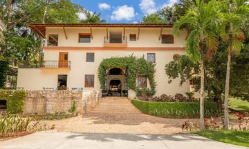 Hotel & Bungalows Mayaland
