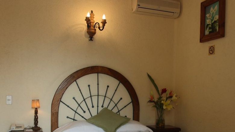 <b>Hotel CasAntica Room</b>
