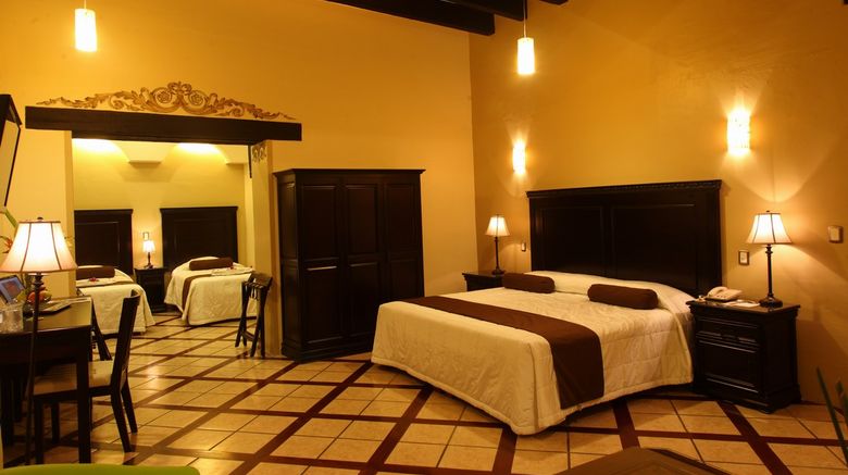<b>Hotel CasAntica Suite</b>