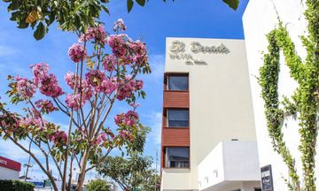 El Dorado Hotel