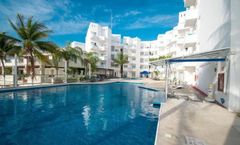 Ocean View Cancun Arenas