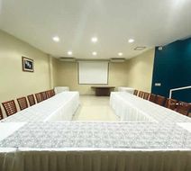 Loma Real Hotel Meeting