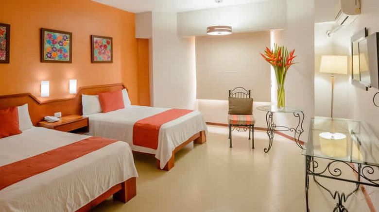 <b>Loma Real Hotel Room</b>