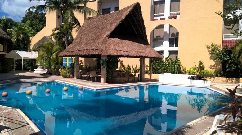 <b>Hotel Plaza Caribe Pool</b>