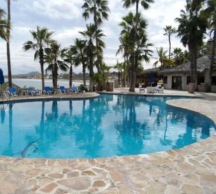 Hotel Rancho Buena Vista Pool