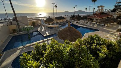 Hotel Sands Arenas