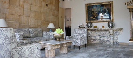 Hotel Suites Bernini Lobby