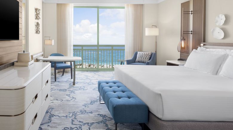 <b>Atlantis Paradise Island Resort Room</b>