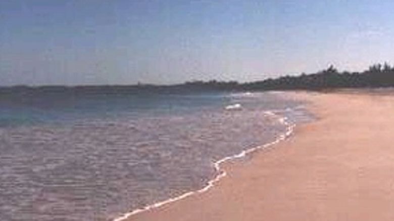 <b>Romora Bay Resort & Marina Beach</b>