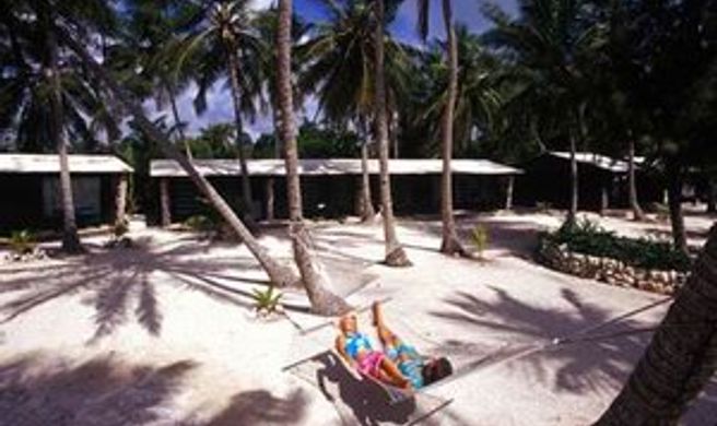 Small Hope Bay Lodge Exterior