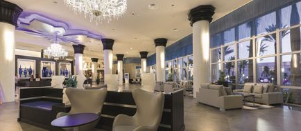 Riu Palace Paradise Island Lobby