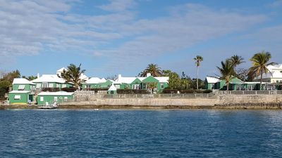 Greenbank Guest House & Cottages