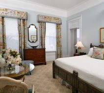 Rosedon Hotel Room