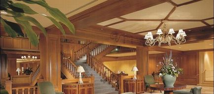 The Fairmont Southampton Lobby