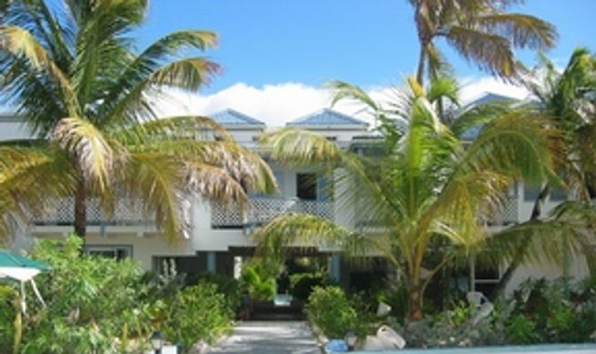 Shoal Bay Villas Exterior