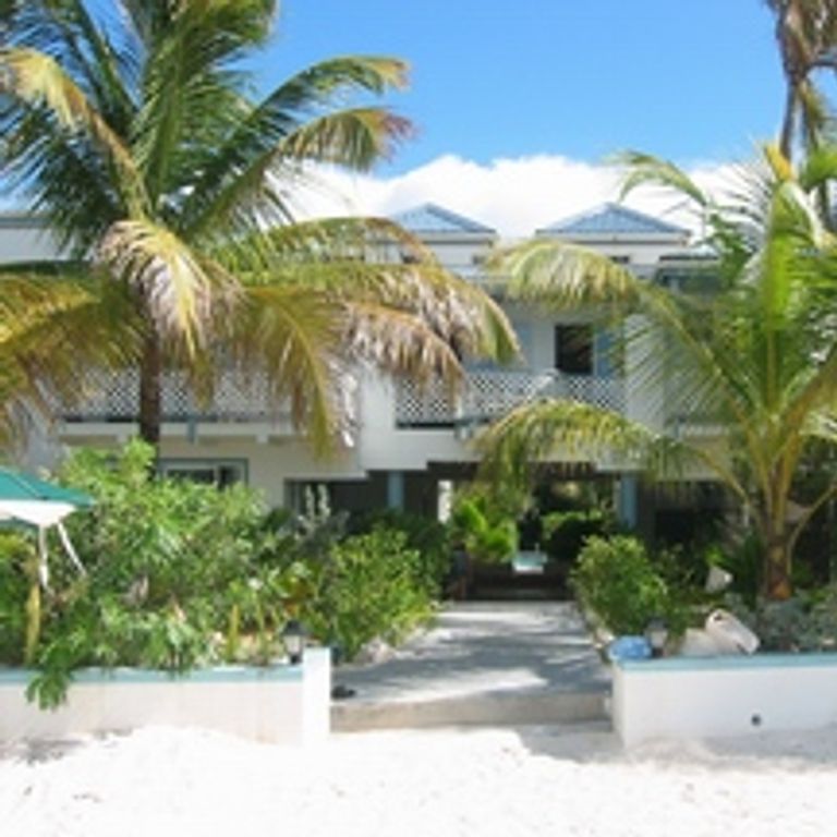 Shoal Bay Villas