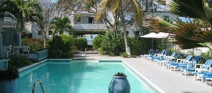 Shoal Bay Villas Pool