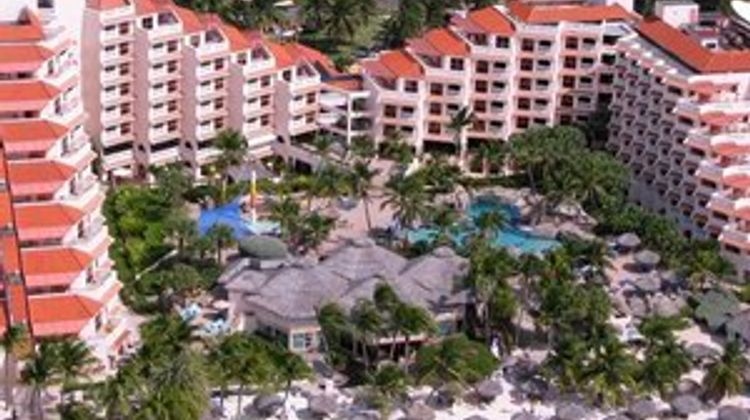 Playa Linda Beach Resort Exterior