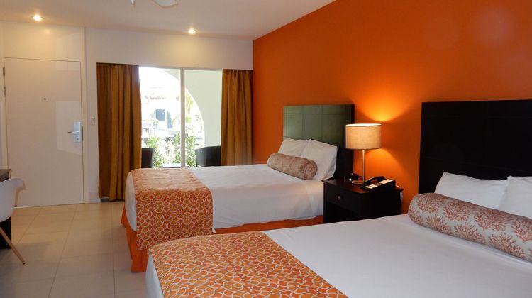 voco Surfside Aruba Room