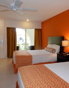 voco Surfside Aruba