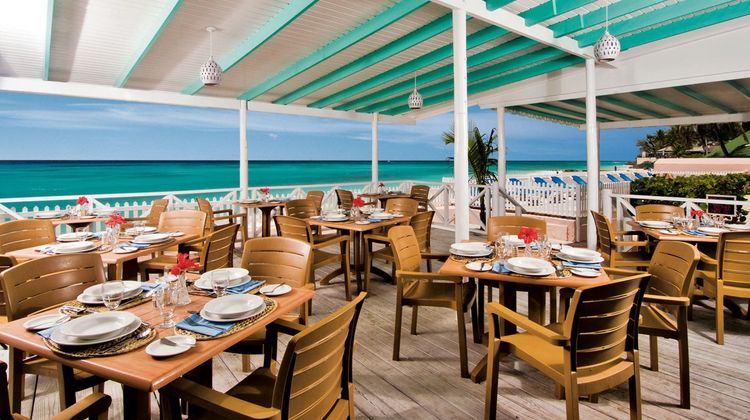 Butterfly Beach Hotel Restaurant