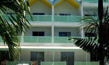 Tropical Sunset Beach Hotel