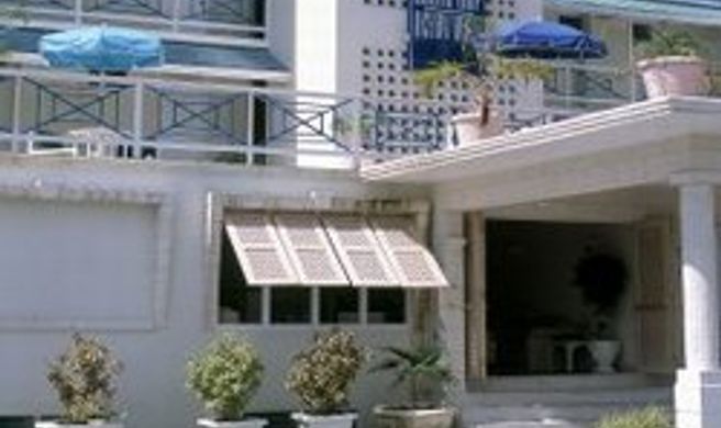 South Gap Hotel Exterior