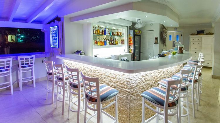 Yellow Bird Hotel Bar/Lounge
