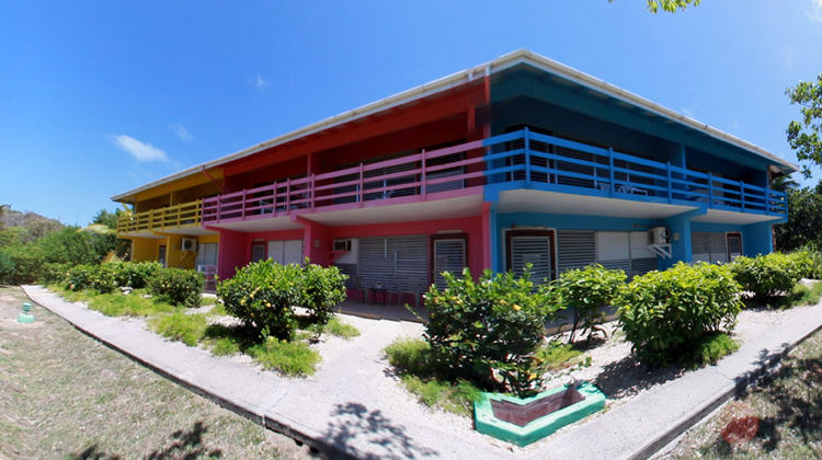 Fischer's Cove Beach Hotel Exterior