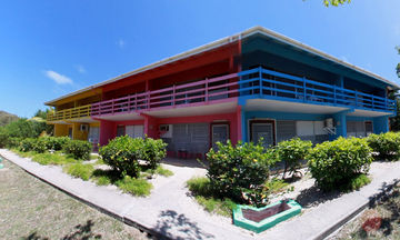 Fischer's Cove Beach Hotel