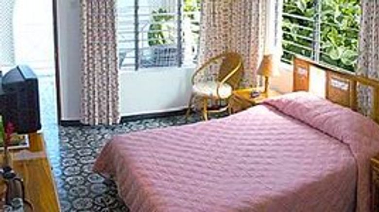 <b>Fort Burt Hotel Room</b>
