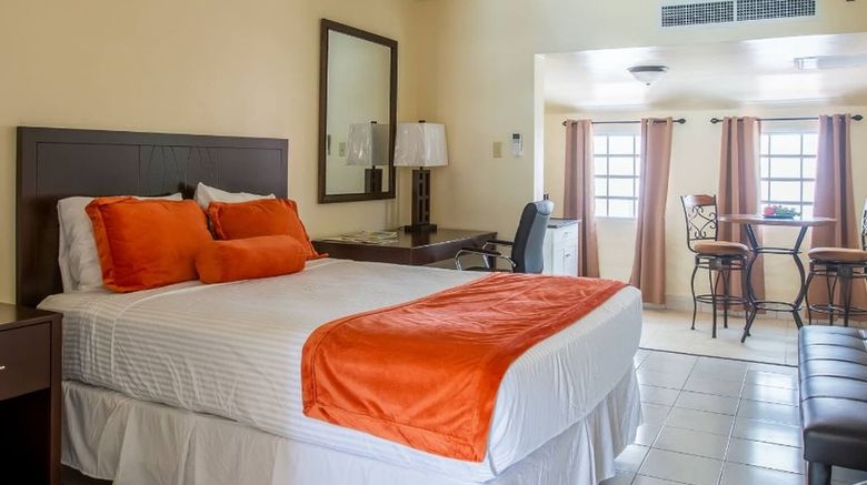 <b>Village Cay Hotel & Marina Room</b>