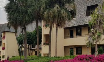 The Islands Club