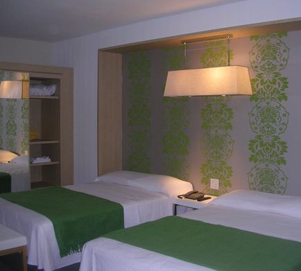 Haiti El Rancho Room
