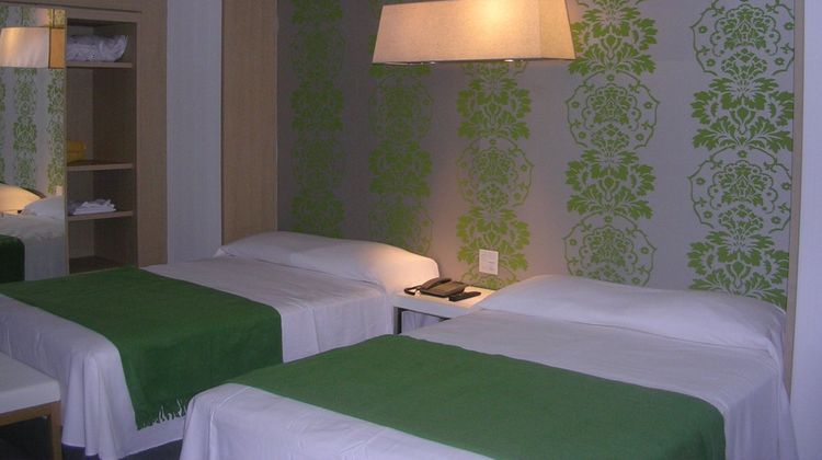Haiti El Rancho Room