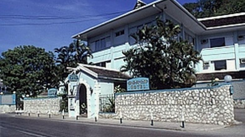 Doctors Cave Beach Hotel Exterior
