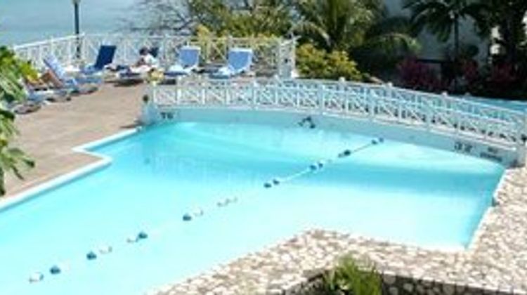Hibiscus Lodge Hotel Pool