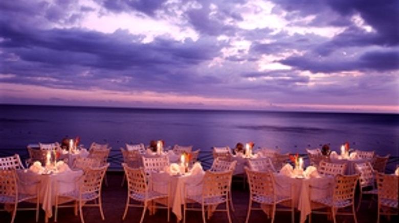 <b>Round Hill Hotel & Villas Restaurant</b>