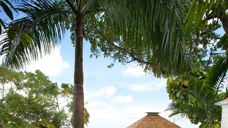 Couples Sans Souci Exterior
