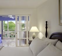 Couples Sans Souci Room