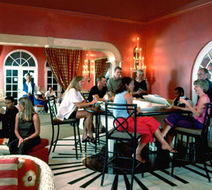BodyHoliday Bar/Lounge