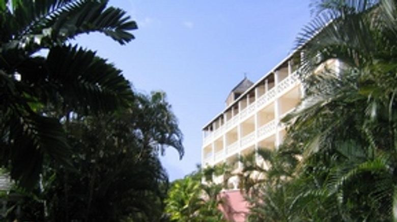 BodyHoliday Exterior