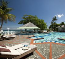 Sandals Halcyon Beach Pool