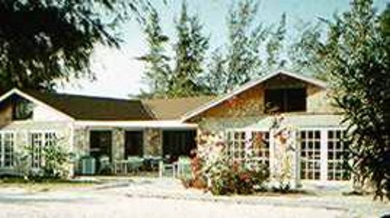Pelican Beach Exterior
