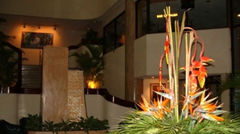 <b>Delta Hotels by Marriott San Jose Aurola Lobby</b>