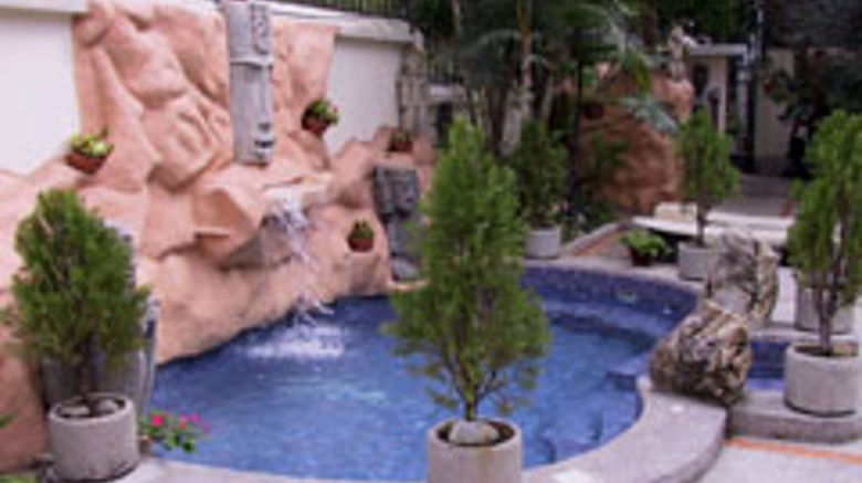 <b>Hotel Don Carlos Pool</b>