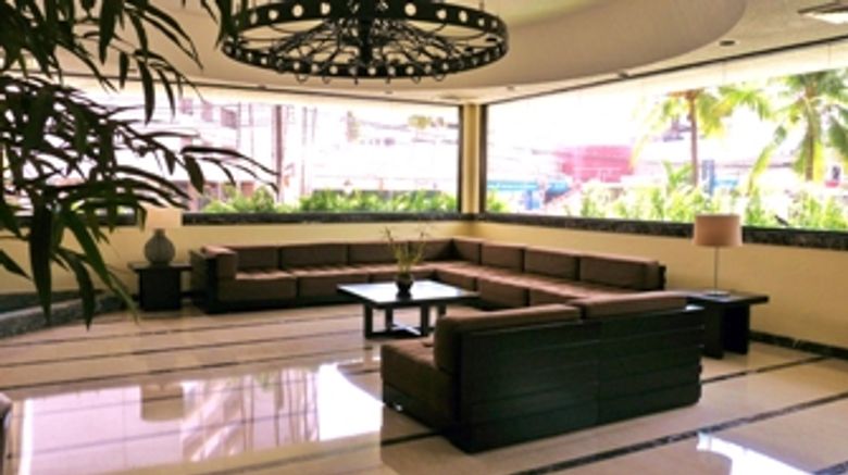 <b>Riande Granada Urban Hotel Lobby</b> <b>Riande Granada Urban Hotel Lobby</b>