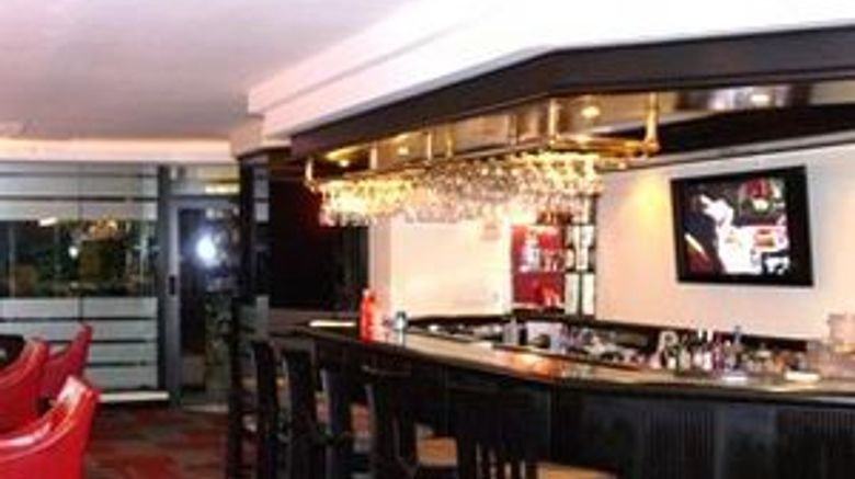 <b>Riande Granada Urban Hotel Restaurant</b> <b>Riande Granada Urban Hotel Restaurant</b>